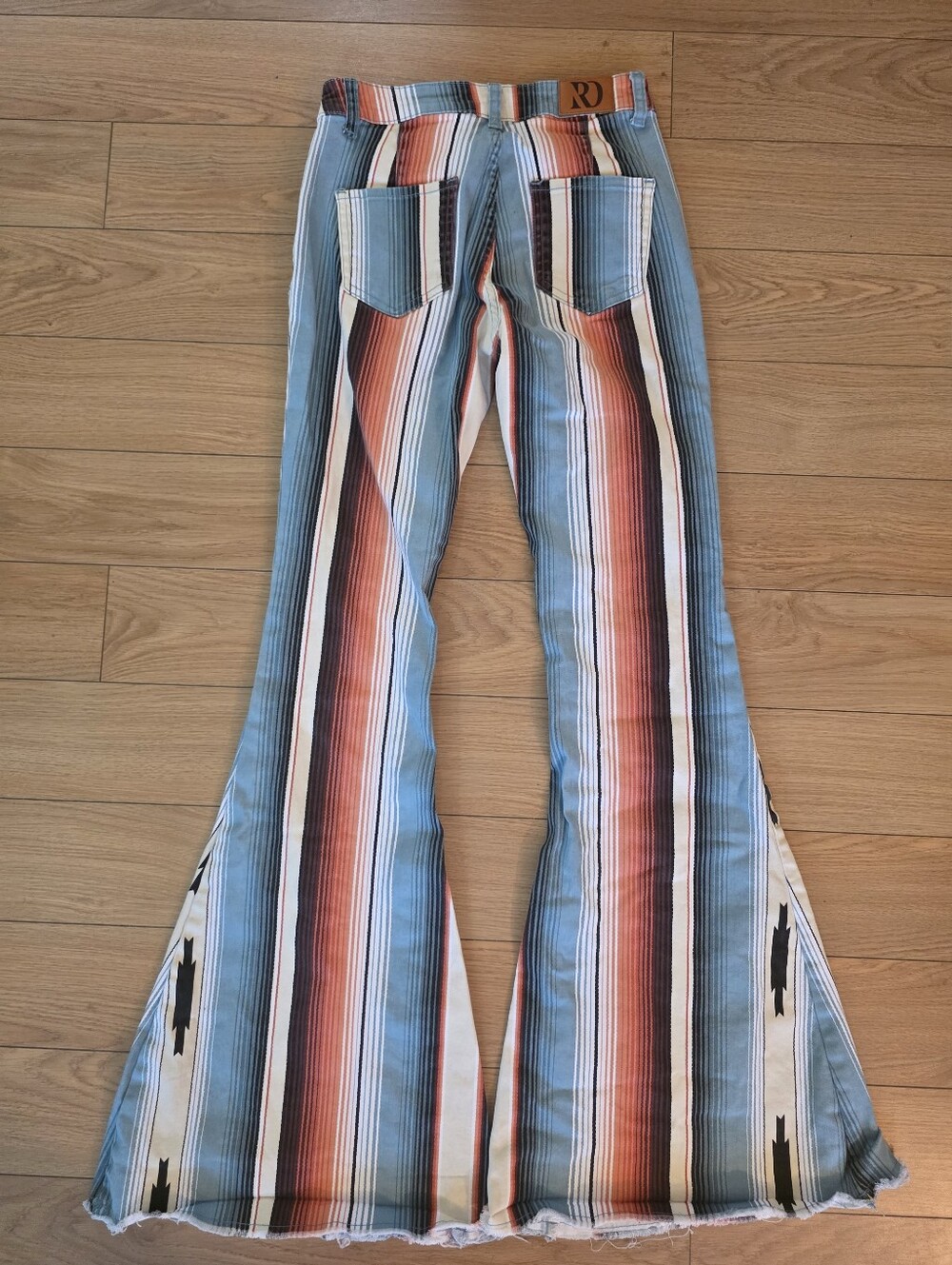 Ranch Dress'n Striped Super Flare Jeans- 2 - Picture 7 of 10